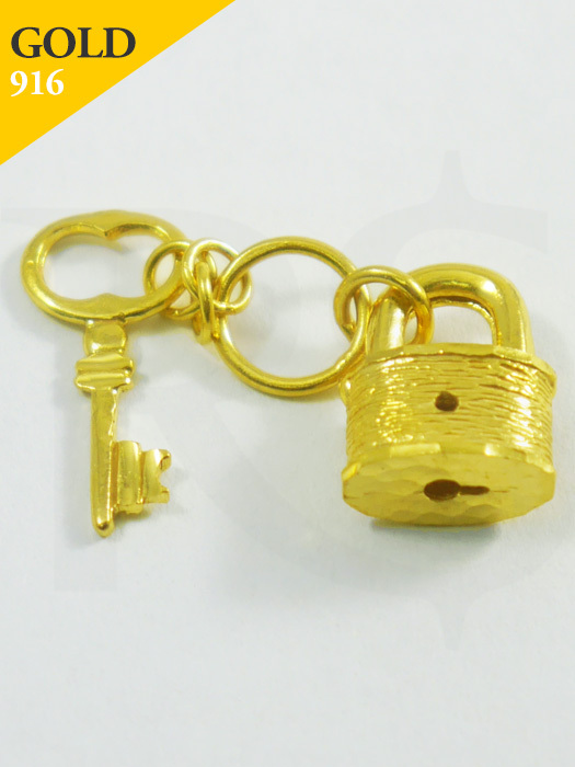 Padlock with Key Pendant 916 Gold 2.8 gram